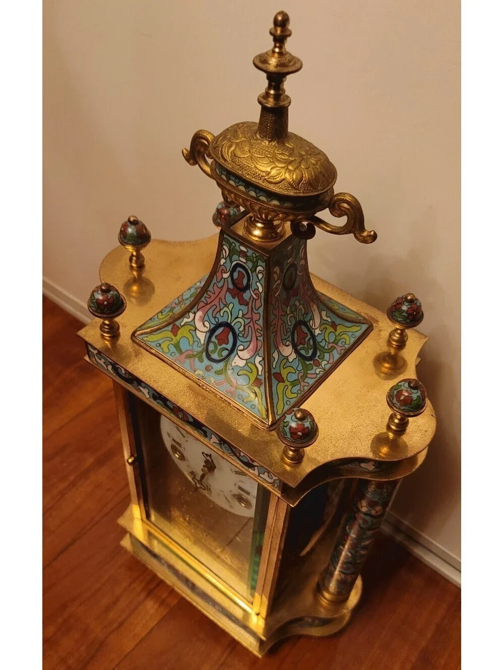 Chinese cloisonne Antique Decorative Brass and Enamel Clock with Columns